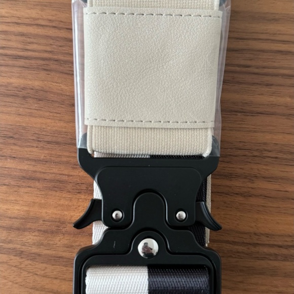 Cincha Travel Belts - Tux (Black/Ivory) - New - Great with your Away or Béis! - Picture 2 of 8